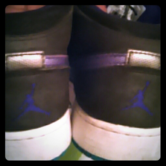 Meet your Posher, Da'niara