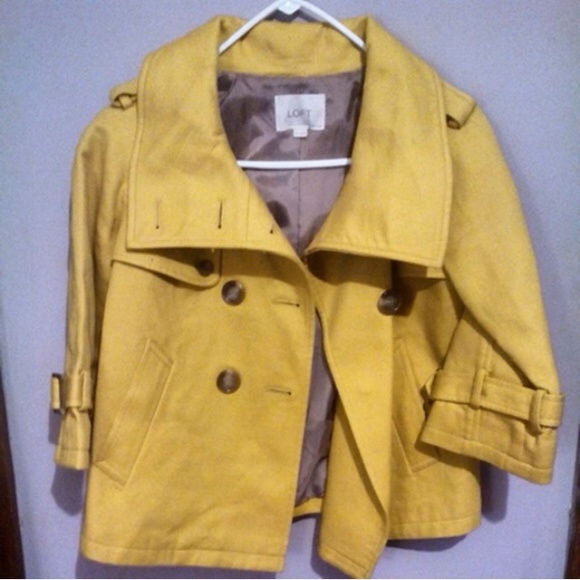 Mustard yellow cropped trench