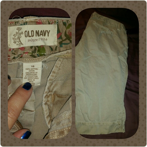 Beige capri/Bermuda pants