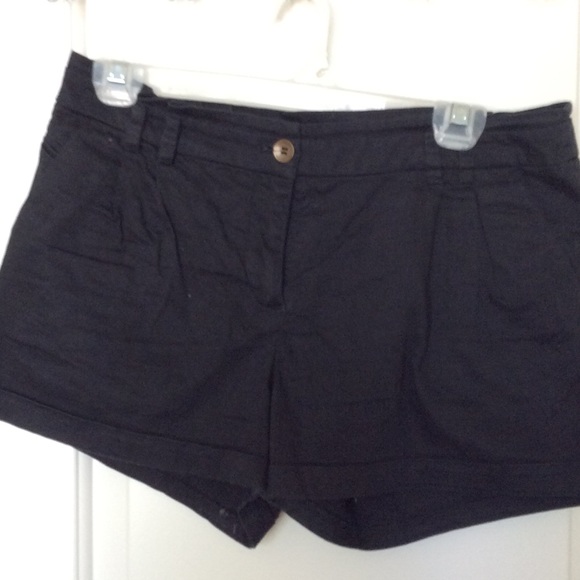 Black HM shorts size 8 - Picture 1 of 4