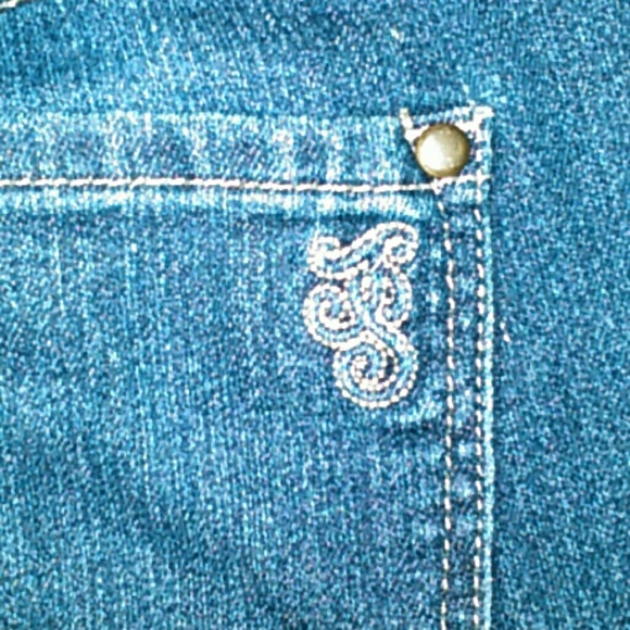 Jessica Simpson Jeans - Picture 4 of 4