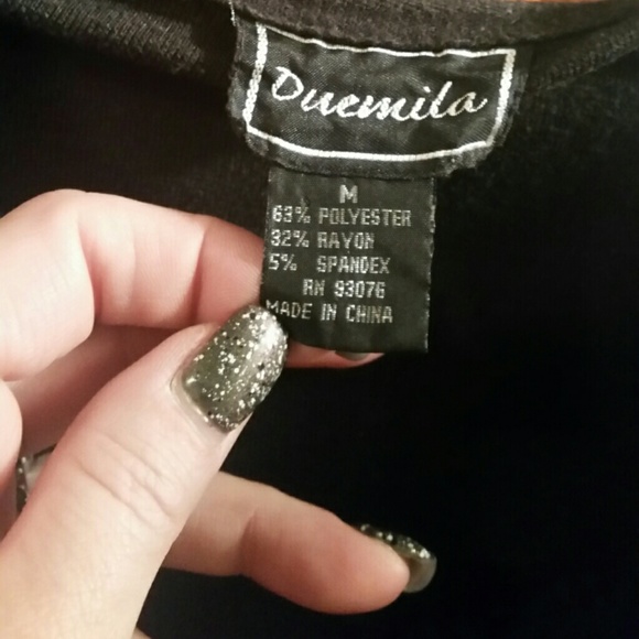 Duemila lightweight black hoodie - Picture 3 of 3