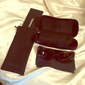 CHANEL sunglasses