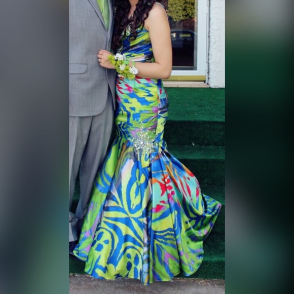 Mari Lee by Madeline Gardner Prom Dress