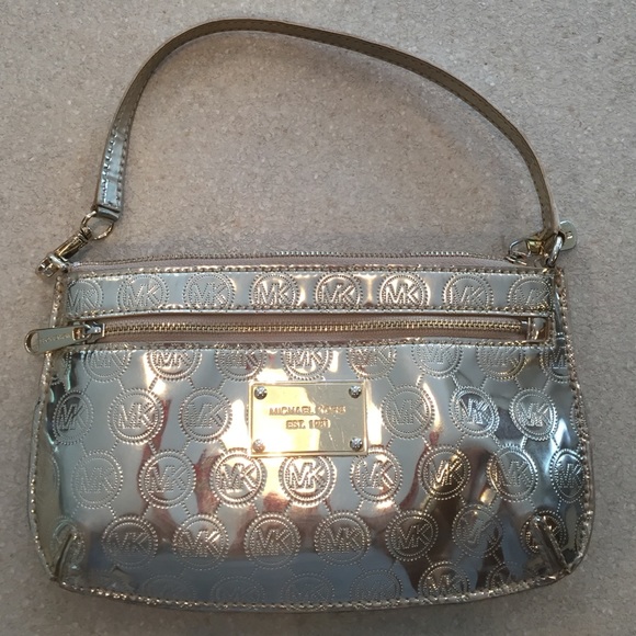 Reduced!! Michael Kors wallet with strap.