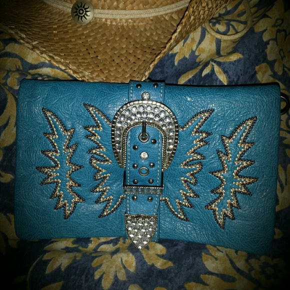 Western Cross Body - Picture 1 of 2