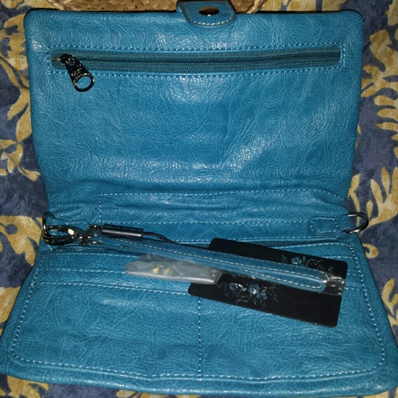 Western Cross Body - Picture 2 of 2