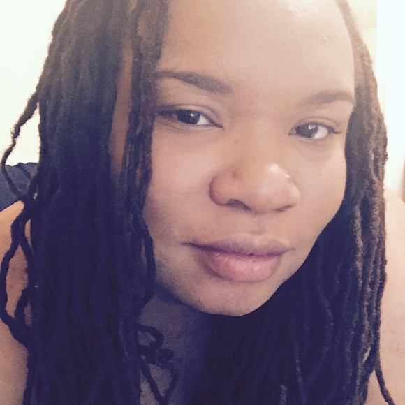 Meet your Posher, Van - Picture 1 of 1