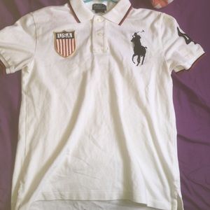 Ralph Lauren Polo Shirt. MEDIUM 10-12 KIDS
