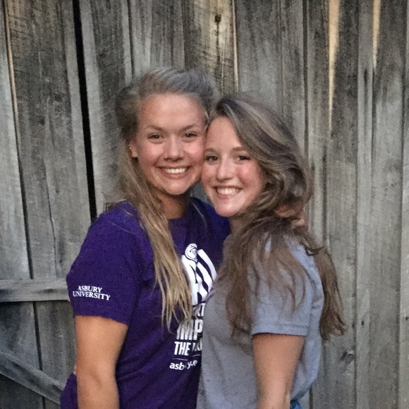 Meet your Posher, Annie