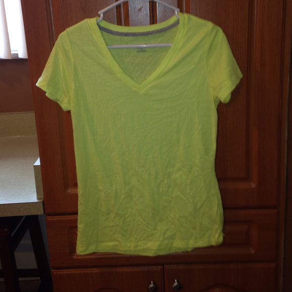 Neon yellow t shirt
