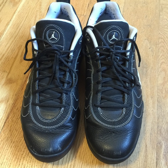 Nike Men's Jordan's - Picture 1 of 2