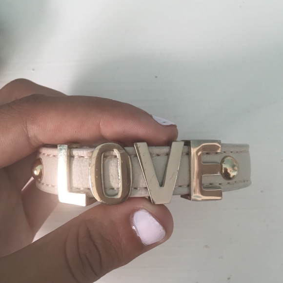bracelets - Picture 2 of 4