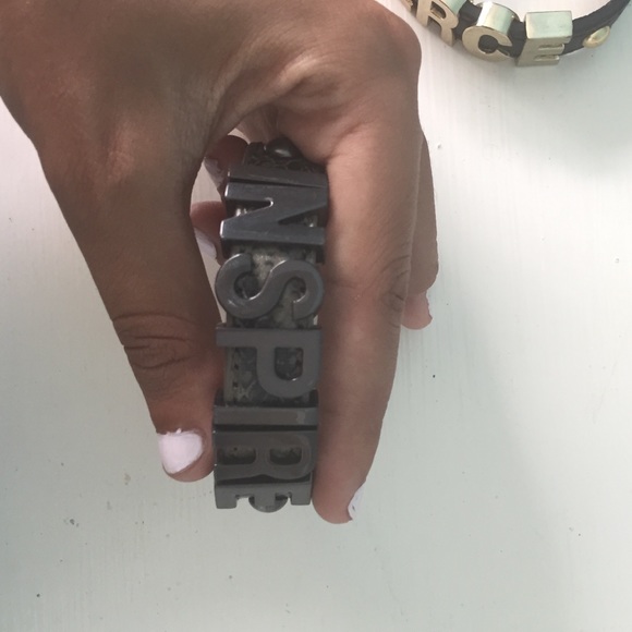 bracelets - Picture 3 of 4
