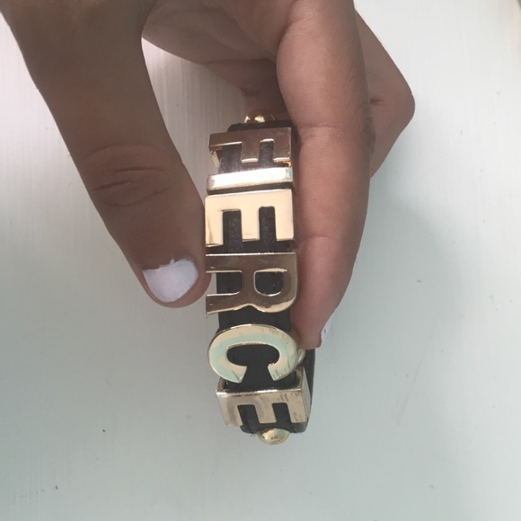 bracelets - Picture 4 of 4