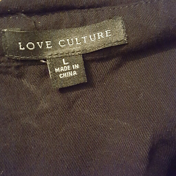 Black Cozy button up - Picture 2 of 2