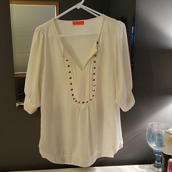 White blouse from Dry Goods - Picture 1 of 1