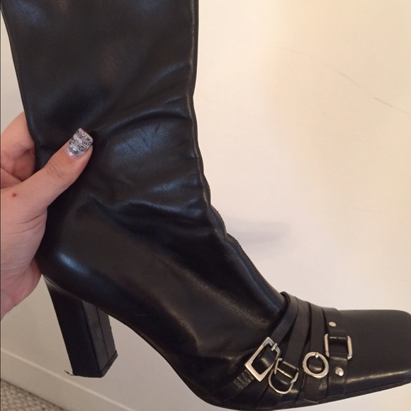 Nine West boots!🎁