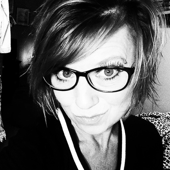 Meet your Posher, Faith