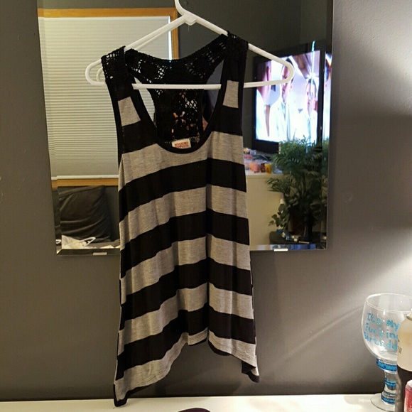 Striped tank - Picture 1 of 2