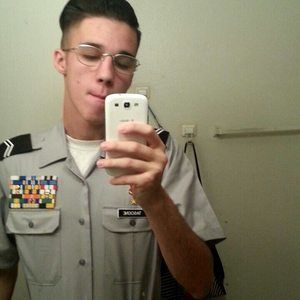 Meet your Posher, Edward