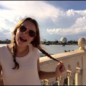 Meet your Posher, Sydney