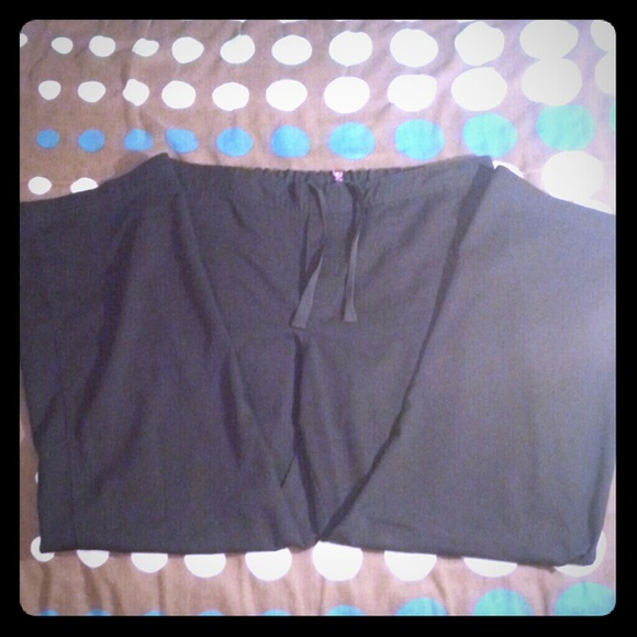 💖Medium Petite Black Urbane Cargo Scub Bottoms💖