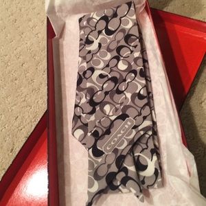 Coach headband NWOT - 💯Authentic!