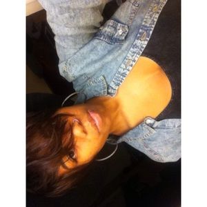 Meet your Posher, Breeya