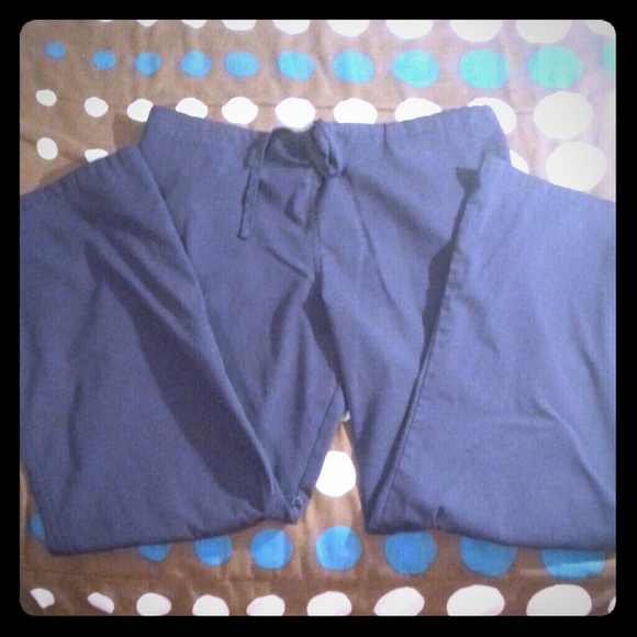 💞Urbane Petite Large Navy Scrub Bottoms💞