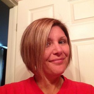 Meet your Posher, Lori