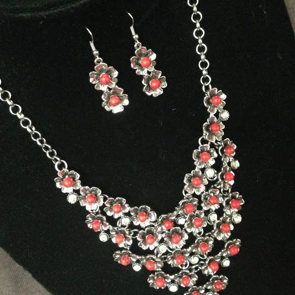 ❗️ ❗️ SALE❗️❗️Red Turquoise set