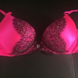 Beautiful Victoria's Secret bombshell