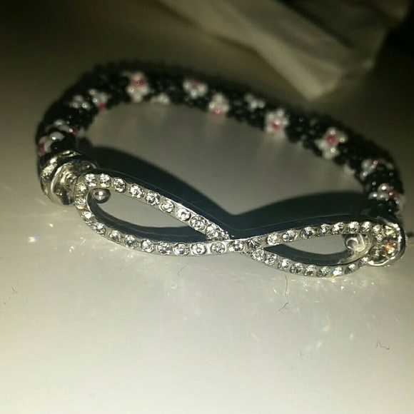 Infinity symbol bracelet