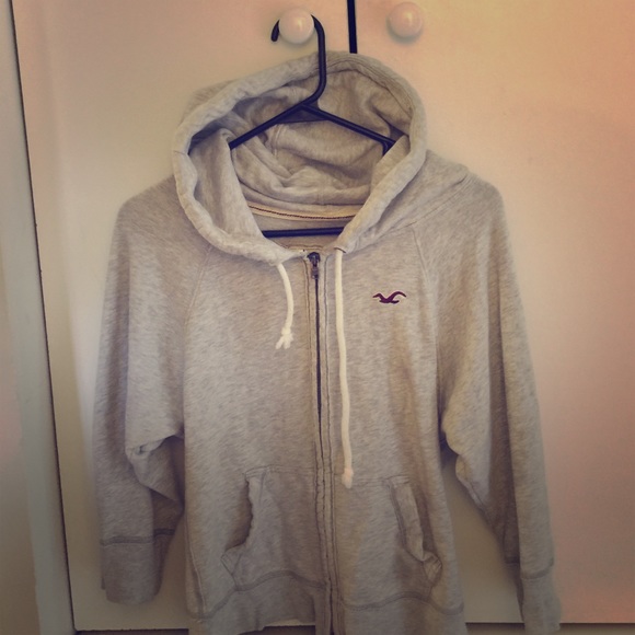 Hollister sweat shirt!