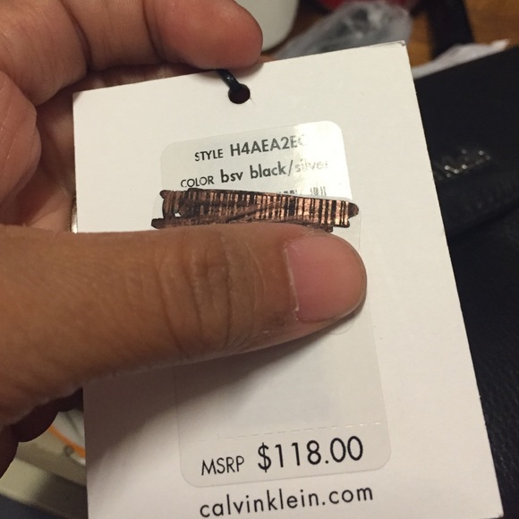 Calvin Klein cross body - Picture 2 of 4