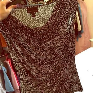 Dana Buchman Animal print top