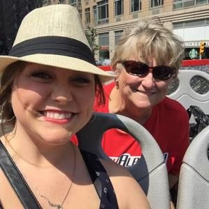 Meet your Posher, Brooke