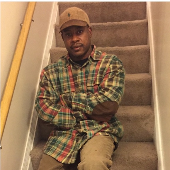 Meet your Posher, Lawrence - Picture 4 of 4