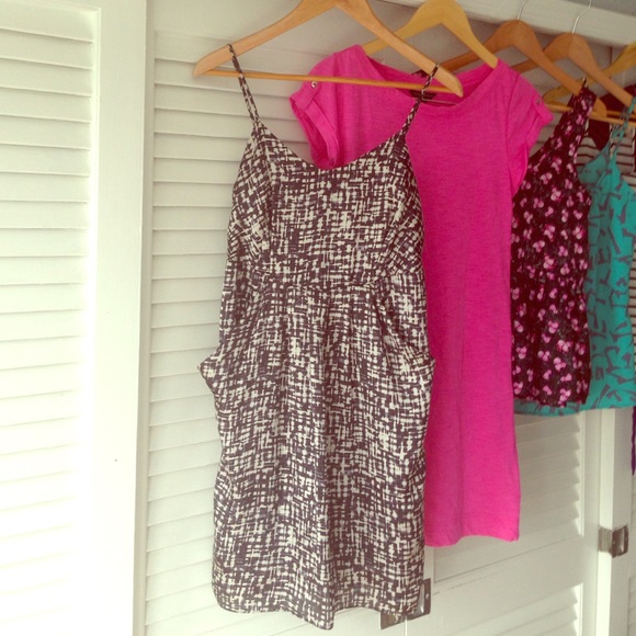 Collective Concepts Dress w/ Pockets Small