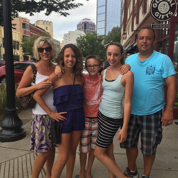 Meet your Posher, Marcie - Picture 1 of 1