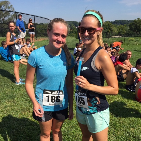 Meet your seller 🎀 - Picture 4 of 4