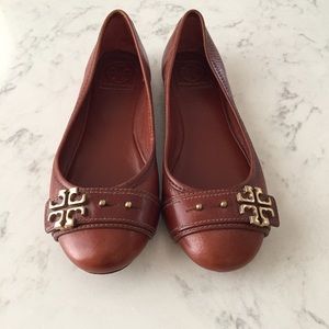 Tory Burch brown flats with gold buckle