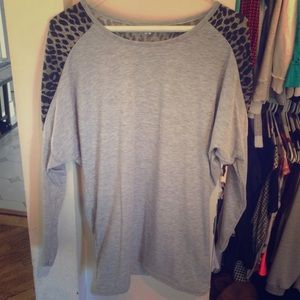 Grey & leopard top
