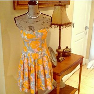 Jessica Simpson strapless floral dress