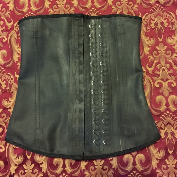 Ann Cherry waist trainer - only tried on once.