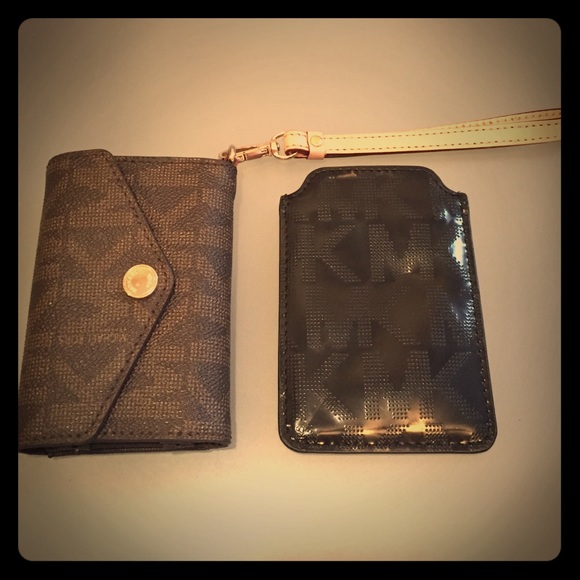 BUNDLE- MK iPhone 5 wallets & Juicy Couture Thong