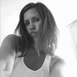 Meet your Posher, Carrie