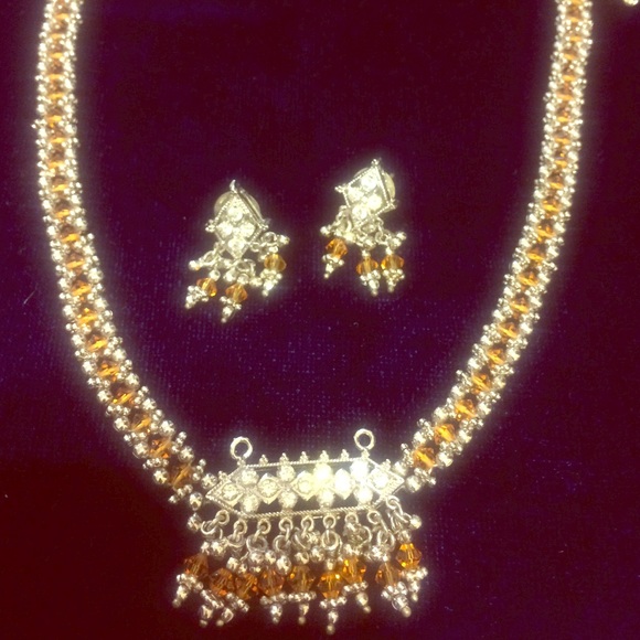 Indian Bollywood Jewelry - Picture 1 of 2