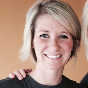 Meet your Posher, Leslie